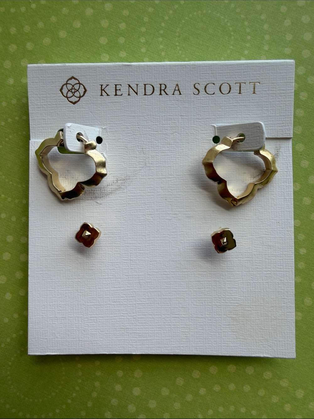Kendra Scott Gold Clover Hoop and Stud Earring Set. 2 pairs of earrings